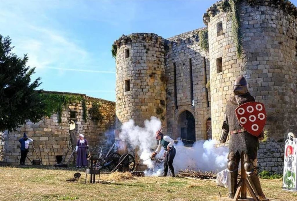 Château de Tonquédec Côtes d'Armor Bretagne